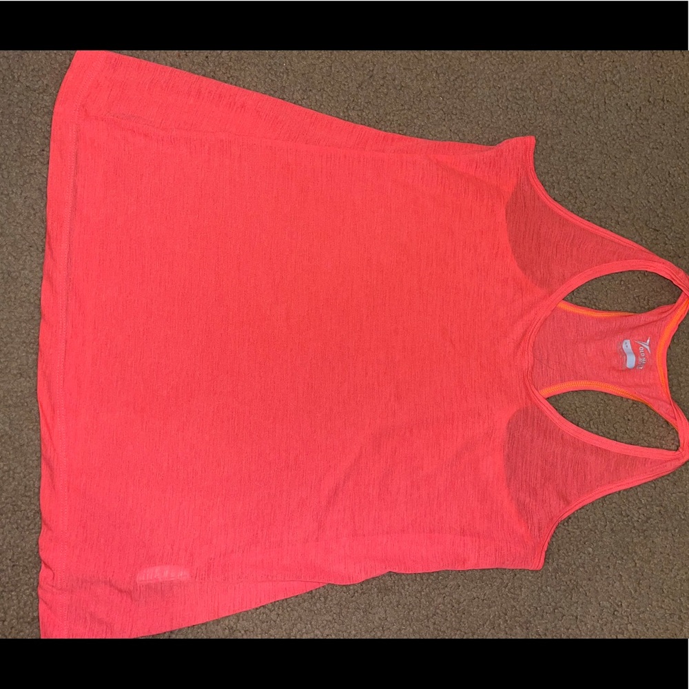 Athletic tank top